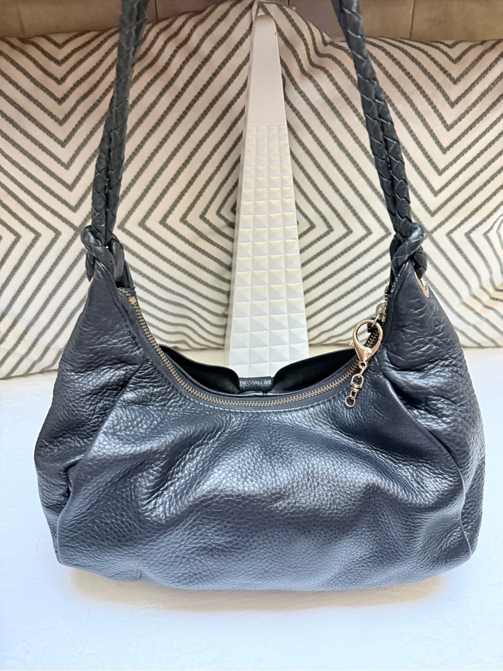 Elliott Lucca Black Leather Bow-Accent Shoulder Satchel - Picture 6 of 12
